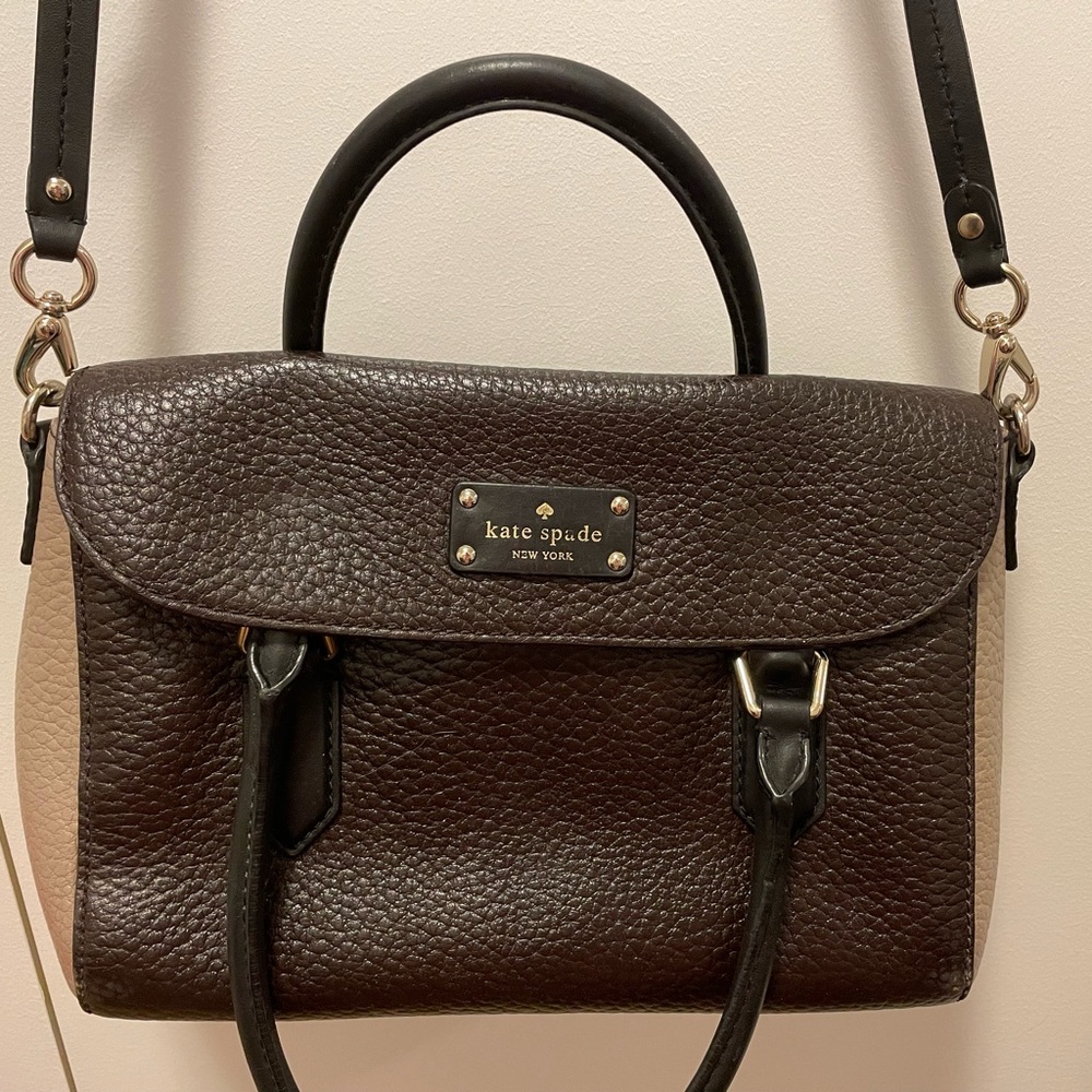 Kate Spade crossbody bag with top handle and adjustable strap 100% cow learher